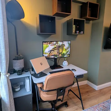 Spacious House In Βίλα Δουβλίνο